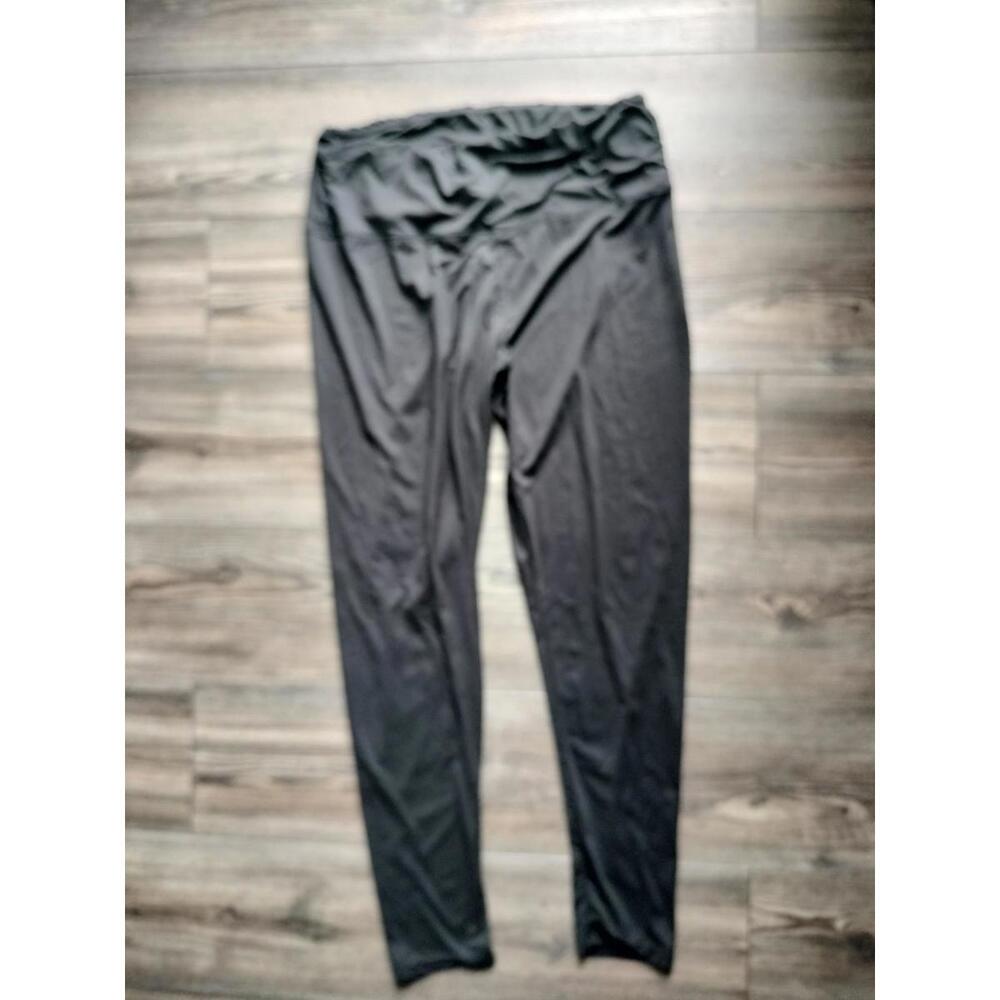 Black leggings stretchy